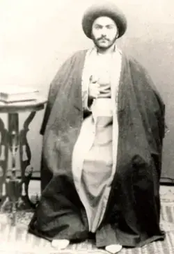 صورة نادرة لآية الله السيّد علي القاضي فترة شبابه