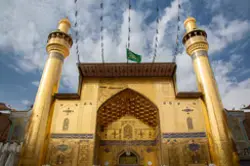 صورة الإيوان الذهبي للامام علي عليه السلام في النجف، العراق